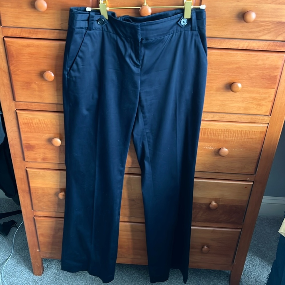 Loft size 0 navy trousers. Button detail at waist.